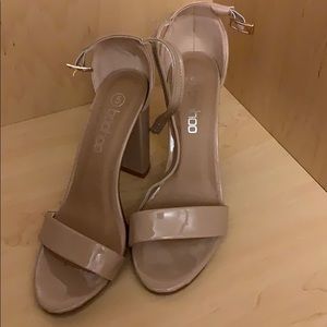 Boohoo 5 nude heels
